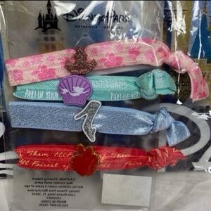 Disney park’s princess icon hair ties / ponytails nwt